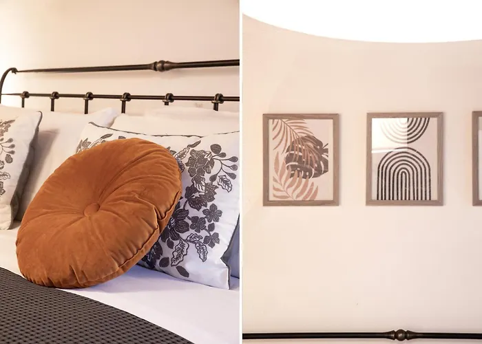 I Cactus In Center Town